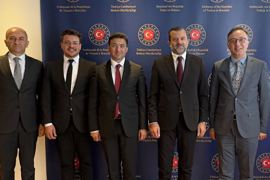 Başkan Işık Gürsu’dan Avrupa’ya çıkarma yaptı