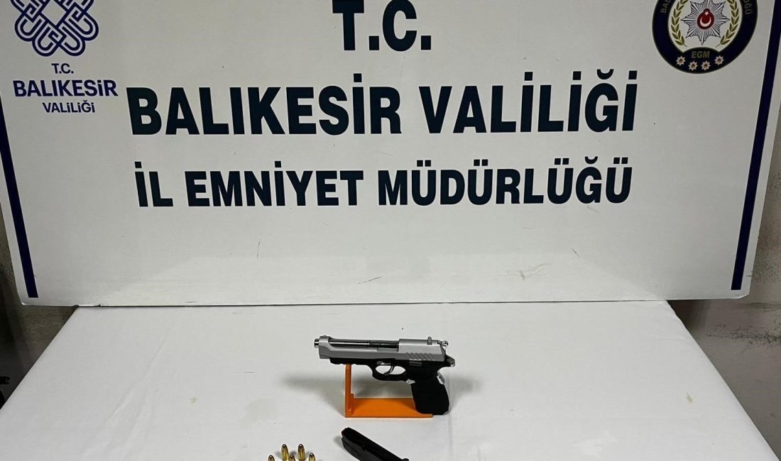 BALIKESİR'in Karesi ilçesinde, sokak